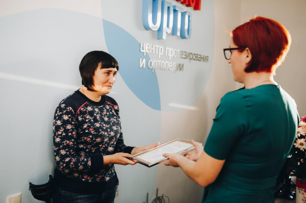 Екатерина и клиент.JPG